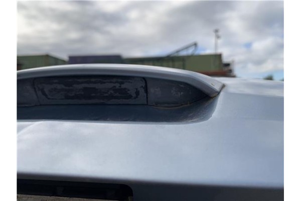 Recambio de maneta exterior porton para opel corsa d 1.2 referencia OEM IAM 13188288  