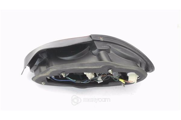 Recambio de piloto trasero izquierdo para hyundai lantra berlina (rd) 1.6 i referencia OEM IAM 9240129520  
