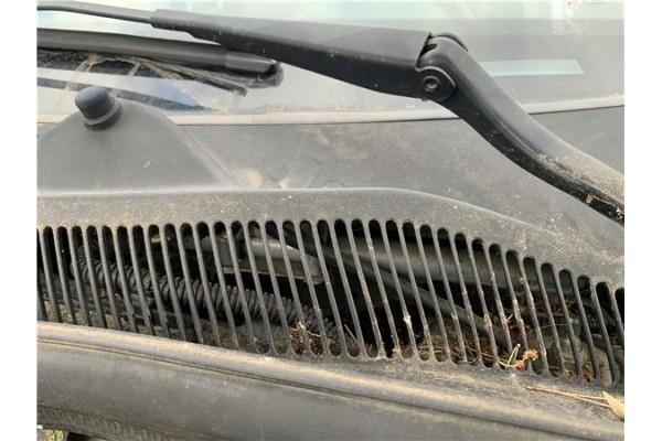 Recambio de motor limpiaparabrisas delantero para opel corsa d 1.2 referencia OEM IAM 13432685  