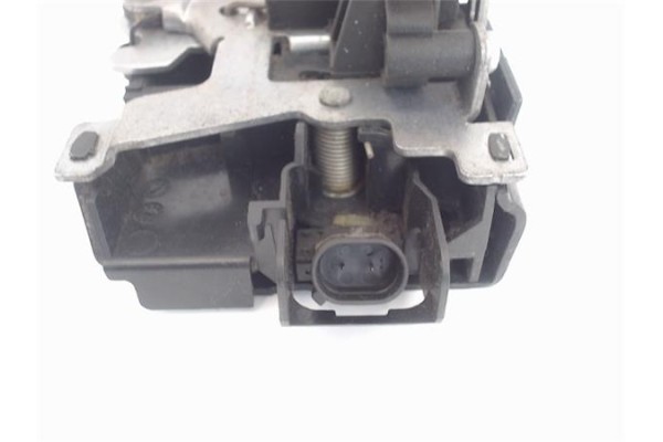 Recambio de cierre electromagnetico delantero derecho para volkswagen caddy (2k) 1.9 kombi referencia OEM IAM 3B1837016BR  3B183