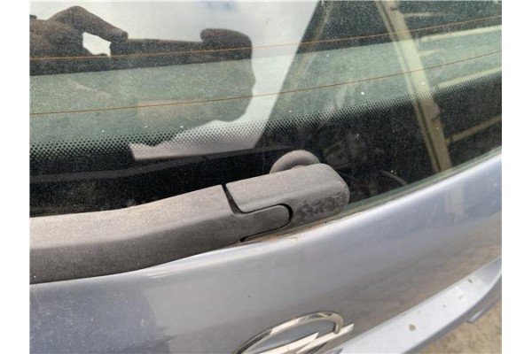 Recambio de motor limpiaparabrisas trasero para opel corsa d 1.2 referencia OEM IAM 13163029  