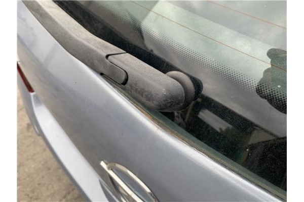 Recambio de motor limpiaparabrisas trasero para opel corsa d 1.2 referencia OEM IAM 13163029  