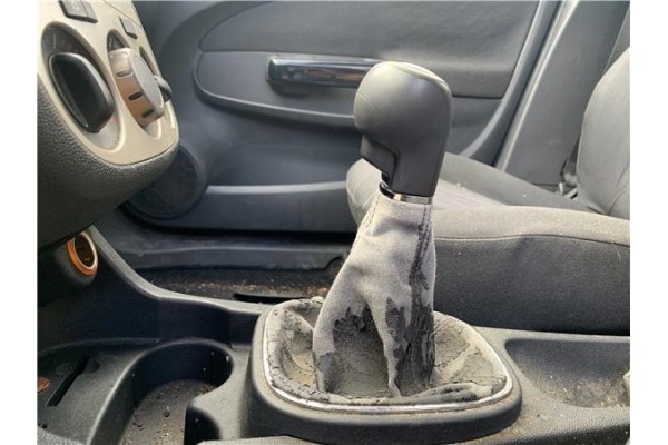 Recambio de palanca de cambio para opel corsa d 1.2 referencia OEM IAM 93189924 55559132 