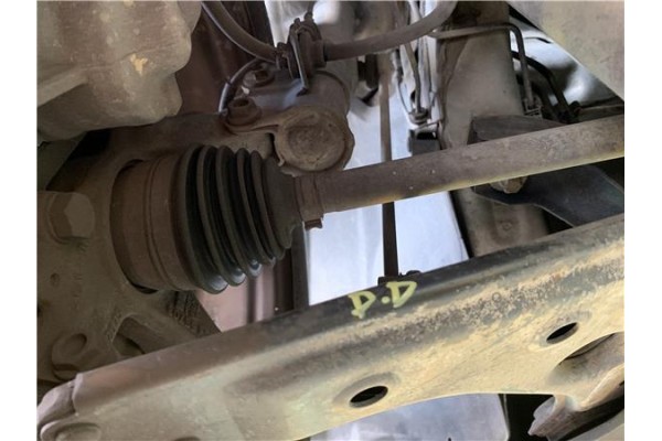 Recambio de palier delantero derecho para opel corsa d 1.2 referencia OEM IAM UT624710721 13149829 