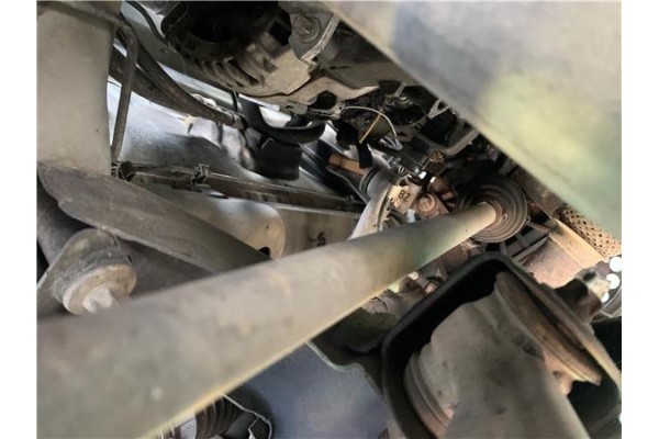 Recambio de palier delantero derecho para opel corsa d 1.2 referencia OEM IAM UT624710721 13149829 