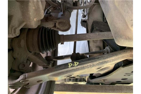 Recambio de palier delantero derecho para opel corsa d 1.2 referencia OEM IAM UT624710721 13149829 