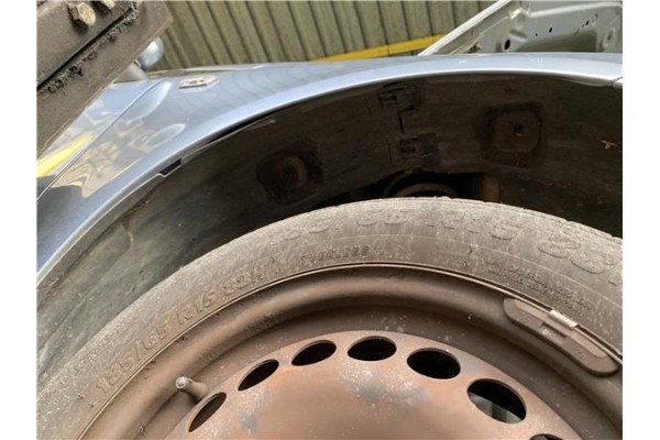 Recambio de pase rueda delantero derecho para opel corsa d 1.2 referencia OEM IAM 13187355 6101354 