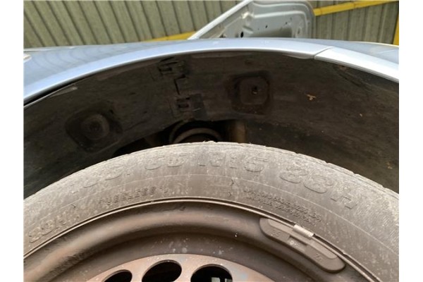 Recambio de pase rueda delantero derecho para opel corsa d 1.2 referencia OEM IAM 13187355 6101354 