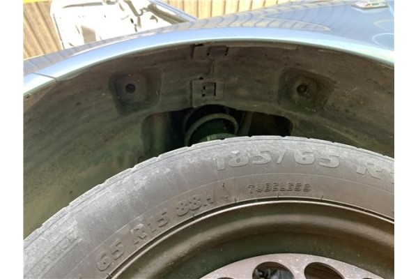 Recambio de pase rueda delantero izquierdo para opel corsa d 1.2 referencia OEM IAM 13187354 6101353 