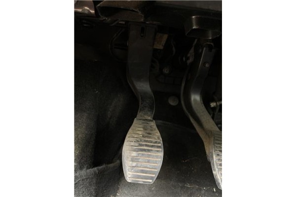 Recambio de pedal embrague para opel corsa d 1.2 referencia OEM IAM 5560712 55703354 