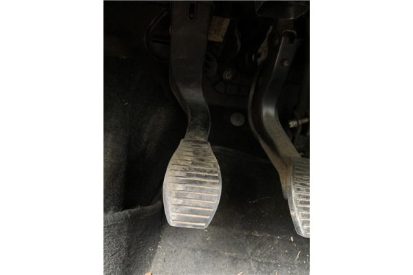 Recambio de pedal embrague para opel corsa d 1.2 referencia OEM IAM 5560712 55703354 