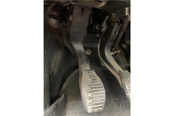 Recambio de pedal embrague para opel corsa d 1.2 referencia OEM IAM 5560712 55703354 