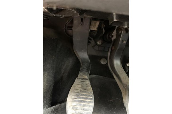Recambio de pedal embrague para opel corsa d 1.2 referencia OEM IAM 5560712 55703354 