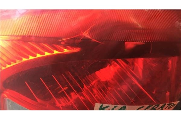 Recambio de piloto trasero izquierdo para kia cerato (ld) 2.0 crdi referencia OEM IAM 217608  