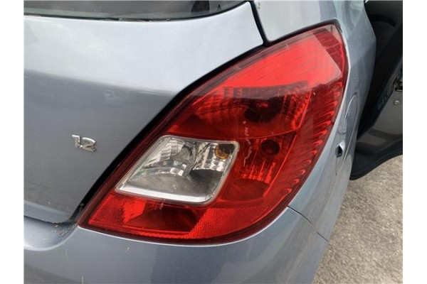 Recambio de piloto trasero derecho para opel corsa d 1.2 referencia OEM IAM 93190951 1222137 