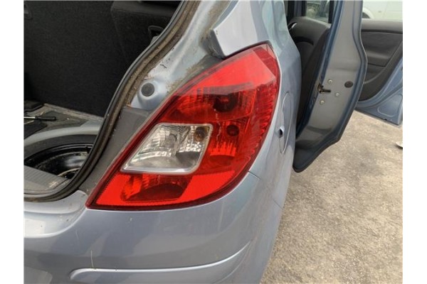 Recambio de piloto trasero derecho para opel corsa d 1.2 referencia OEM IAM 93190951 1222137 