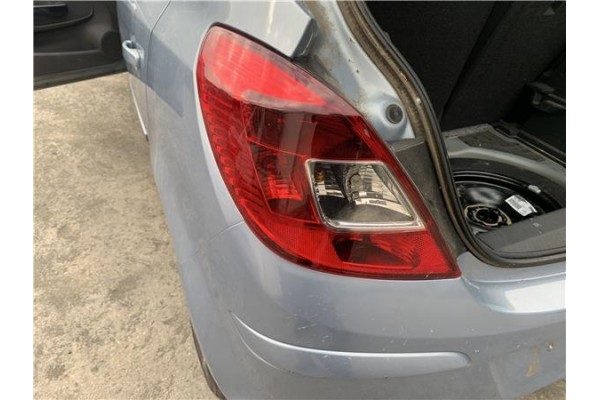 Recambio de piloto trasero izquierdo para opel corsa d 1.2 referencia OEM IAM 93190950 1222138 