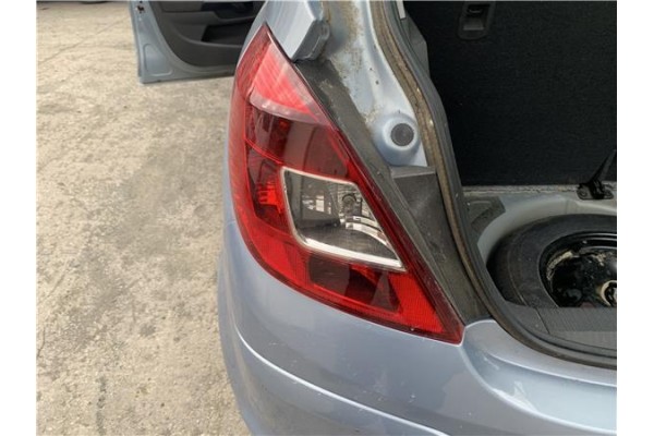 Recambio de piloto trasero izquierdo para opel corsa d 1.2 referencia OEM IAM 93190950 1222138 