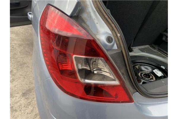 Recambio de piloto trasero izquierdo para opel corsa d 1.2 referencia OEM IAM 93190950 1222138 