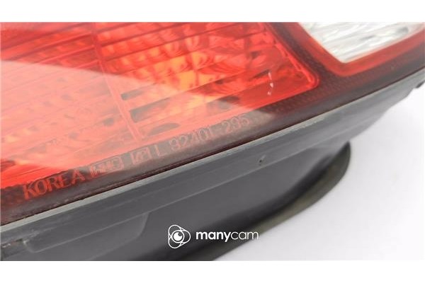 Recambio de piloto trasero izquierdo para hyundai lantra berlina (rd) 1.6 i referencia OEM IAM 9240129520  