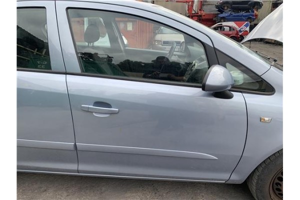 Recambio de puerta delantero derecha para opel corsa d 1.2 referencia OEM IAM 93189329 124254 