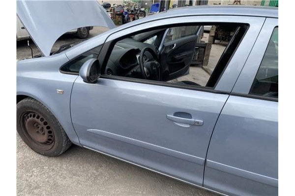 Recambio de puerta delantero izquierda para opel corsa d 1.2 referencia OEM IAM 93189328 124253 