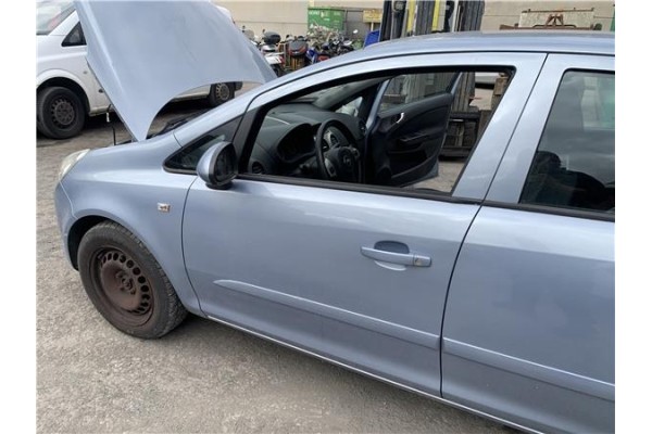 Recambio de puerta delantero izquierda para opel corsa d 1.2 referencia OEM IAM 93189328 124253 