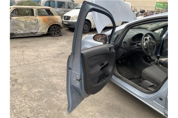 Recambio de puerta delantero izquierda para opel corsa d 1.2 referencia OEM IAM 93189328 124253 