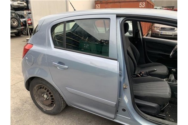 Recambio de puerta trasero derecha para opel corsa d 1.2 referencia OEM IAM 93189341 124356 