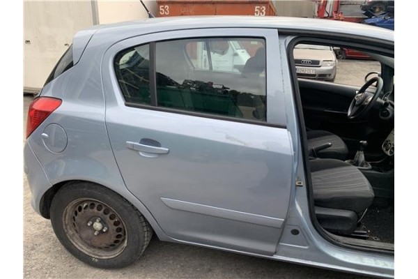 Recambio de puerta trasero derecha para opel corsa d 1.2 referencia OEM IAM 93189341 124356 