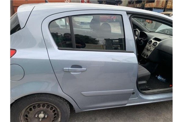 Recambio de puerta trasero derecha para opel corsa d 1.2 referencia OEM IAM 93189341 124356 
