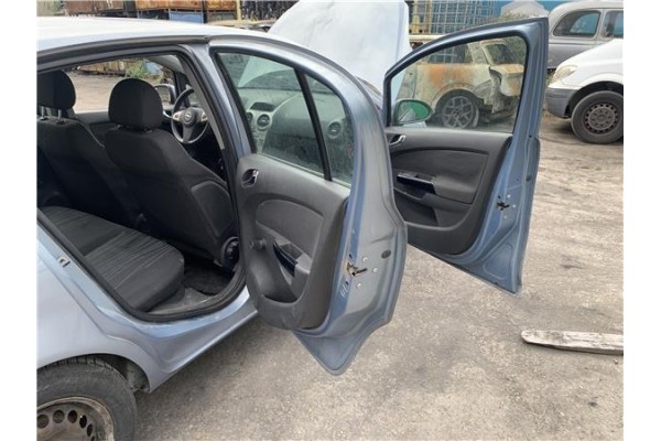 Recambio de puerta trasero derecha para opel corsa d 1.2 referencia OEM IAM 93189341 124356 