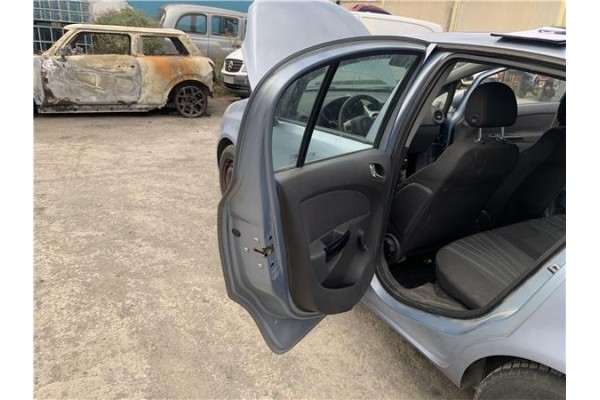Recambio de puerta trasero izquierda para opel corsa d 1.2 referencia OEM IAM 93189342 124355 