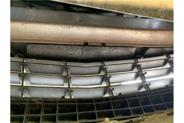 Recambio de refuerzo paragolpes para opel corsa d 1.2 referencia OEM IAM 13191879 1405236 