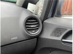 Recambio de rejilla entrada de aire para opel corsa d 1.2 referencia OEM IAM 1814707 13232297 