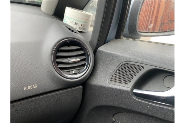 Recambio de rejilla entrada de aire para opel corsa d 1.2 referencia OEM IAM 1814707 13232297 