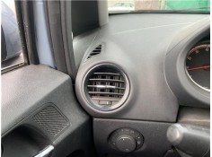 Recambio de rejilla entrada de aire para opel corsa d 1.2 referencia OEM IAM 13232297 1814707 