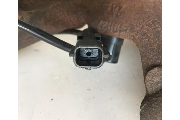 Recambio de mangueta delantero izquierda para renault twingo ii 1.2 authentique referencia OEM IAM 8200663590  