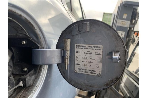 Recambio de tapa exterior combustible para opel corsa d 1.2 referencia OEM IAM 13183307 8210171 