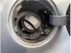 Recambio de tapon combustible para opel corsa d 1.2 referencia OEM IAM 13228892 808136 