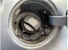 Recambio de tapon combustible para opel corsa d 1.2 referencia OEM IAM 13228892 808136 