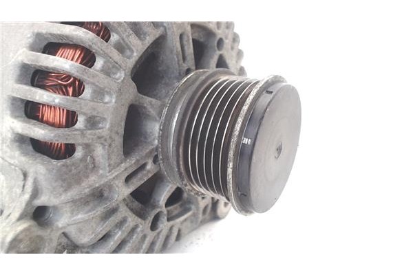 Recambio de alternador para audi a3 sportback (8pa) 2.0 tdi ambiente referencia OEM IAM 06F903023F  
