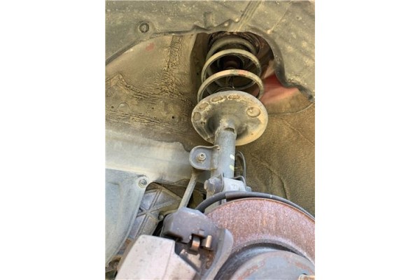 Recambio de amortiguador delantero izquierdo para toyota prius (zvw30) 1.8 hybrid referencia OEM IAM 4852080228  