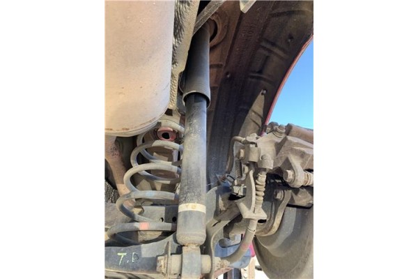 Recambio de amortiguador trasero derecho para toyota prius (zvw30) 1.8 hybrid referencia OEM IAM 4853047080 XJ02 