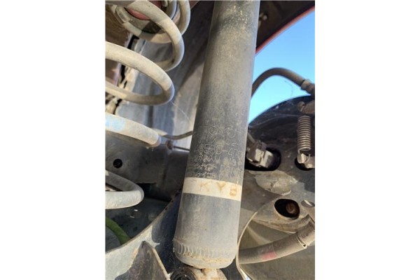 Recambio de amortiguador trasero derecho para toyota prius (zvw30) 1.8 hybrid referencia OEM IAM 4853047080 XJ02 