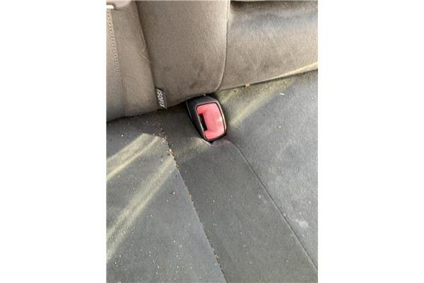 Recambio de anclaje cinturon trasero derecho para toyota prius (zvw30) 1.8 hybrid referencia OEM IAM 7338047030B1  