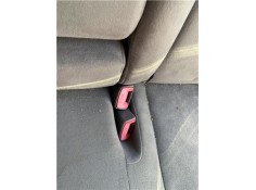 Recambio de anclaje cinturon trasero izquierdo para toyota prius (zvw30) 1.8 hybrid referencia OEM IAM 7348047060B1  