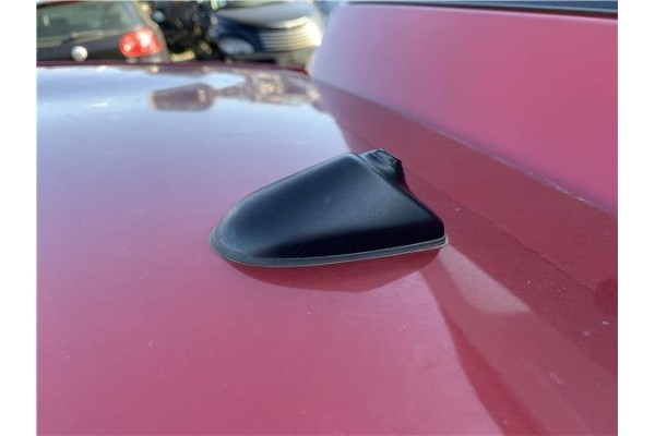 Recambio de antena electrica para toyota prius (zvw30) 1.8 hybrid referencia OEM IAM 8630047060  