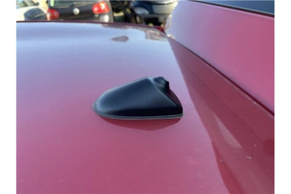 Recambio de antena electrica para toyota prius (zvw30) 1.8 hybrid referencia OEM IAM 8630047060  