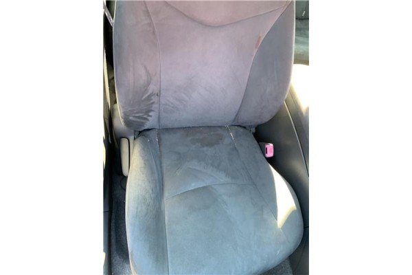 Recambio de asiento delantero derecho para toyota prius (zvw30) 1.8 hybrid referencia OEM IAM 7163047030  